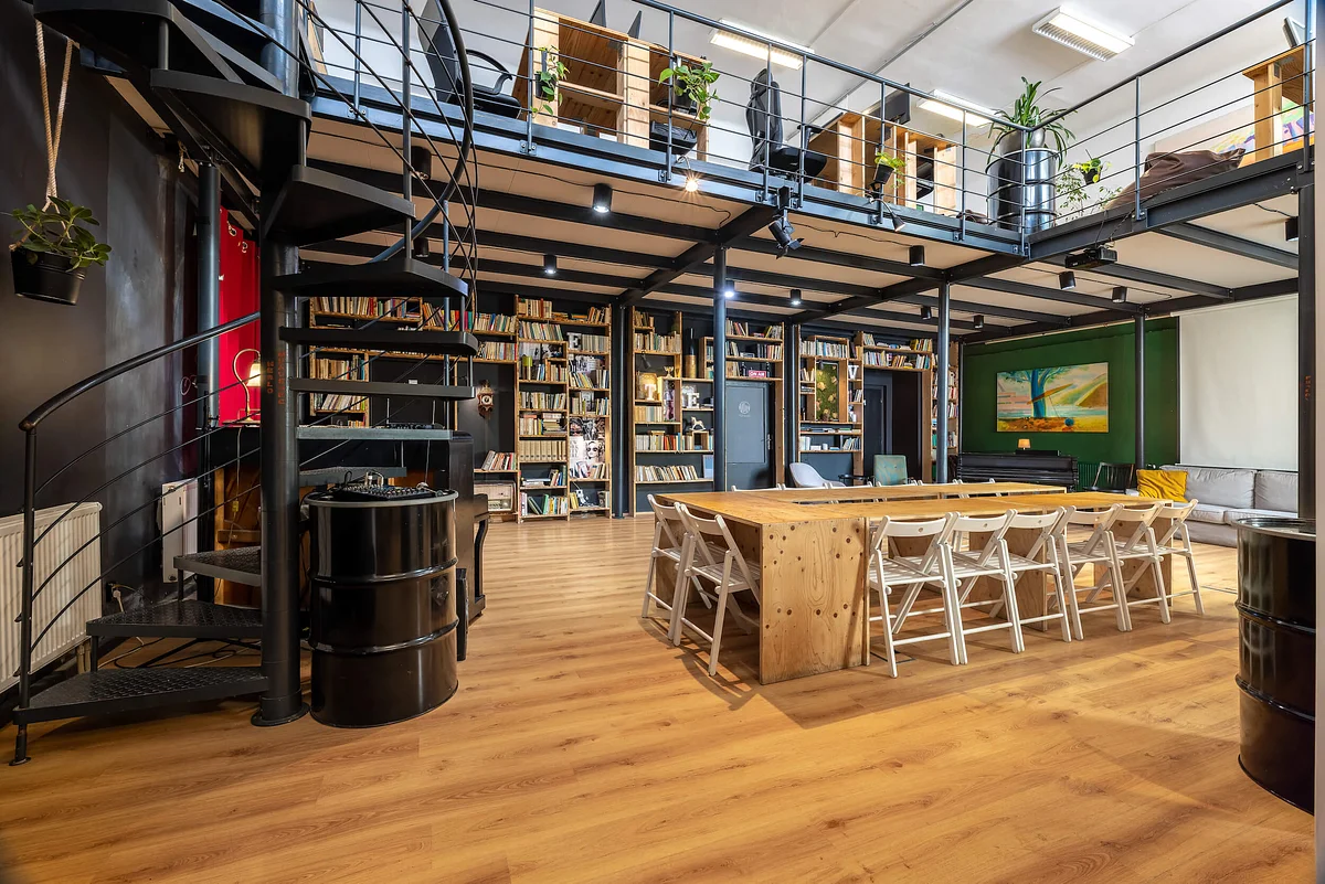 Pracovna coworking space main interior