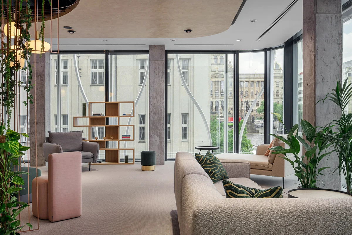 Flow Building meeting room